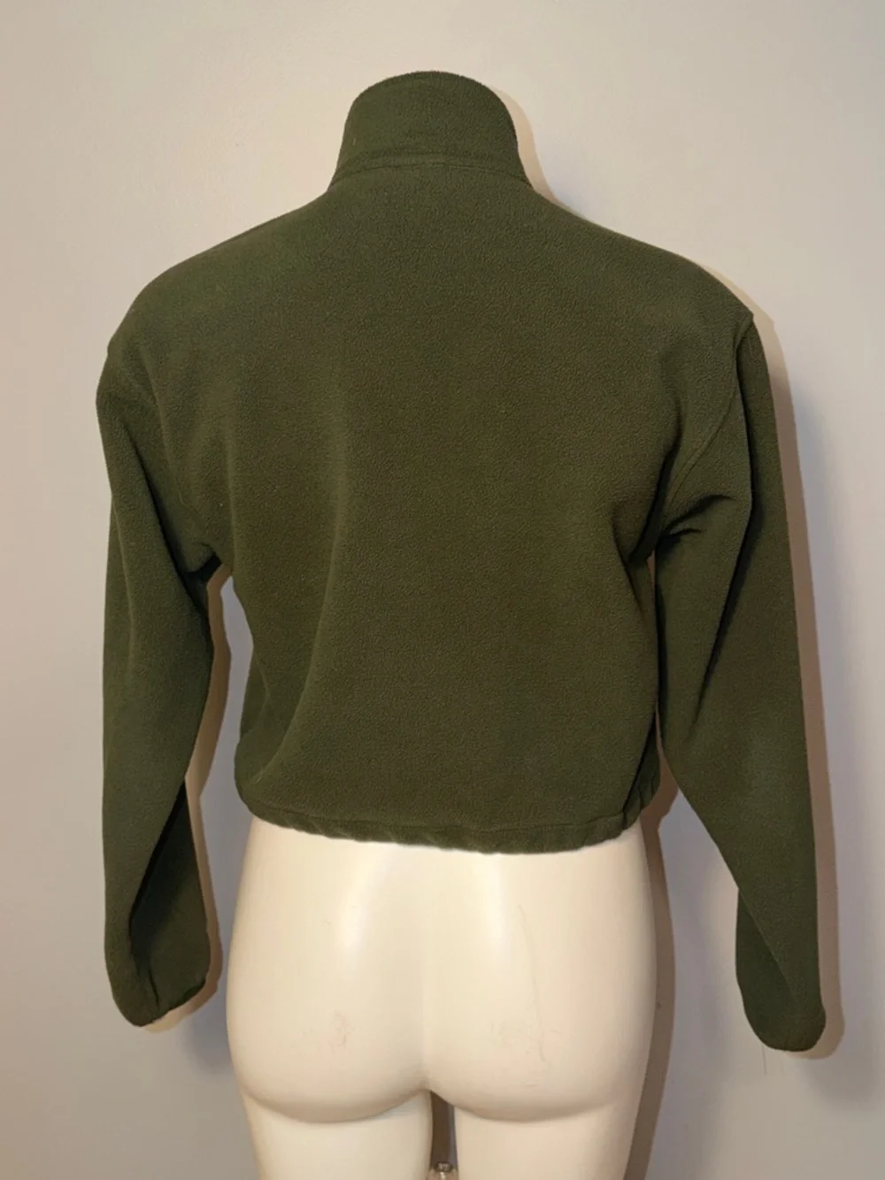 TNA Ladies Hunter Green Fleece Cropped Full Zip Jacket. X-small.